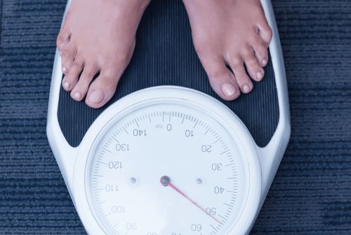 niższa waga po miesiącu diety keto