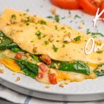 Przepis na Keto Omlet z Serem i Warzywami